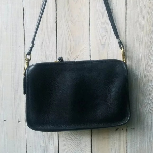 Coach Handbags - Vintage COACH Black Leather Top Zip Shoulder Bag